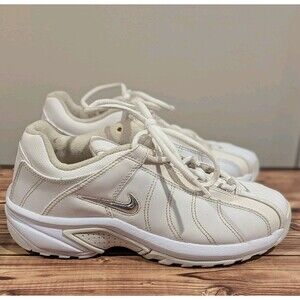 Nike Women's Air VXT 310215-101 Triple White Running Shoes Sneakers Size 8